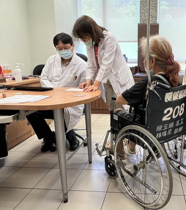 2026/03/13高雄首創身障整合門診 縮短就醫時間減輕家屬照顧負擔