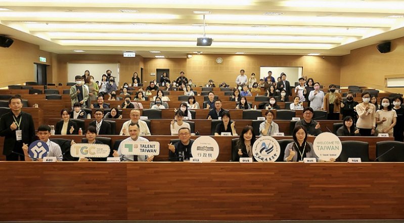 2023/03/18南服中心協同各部會宣導外專法新制 打造優質留臺環境