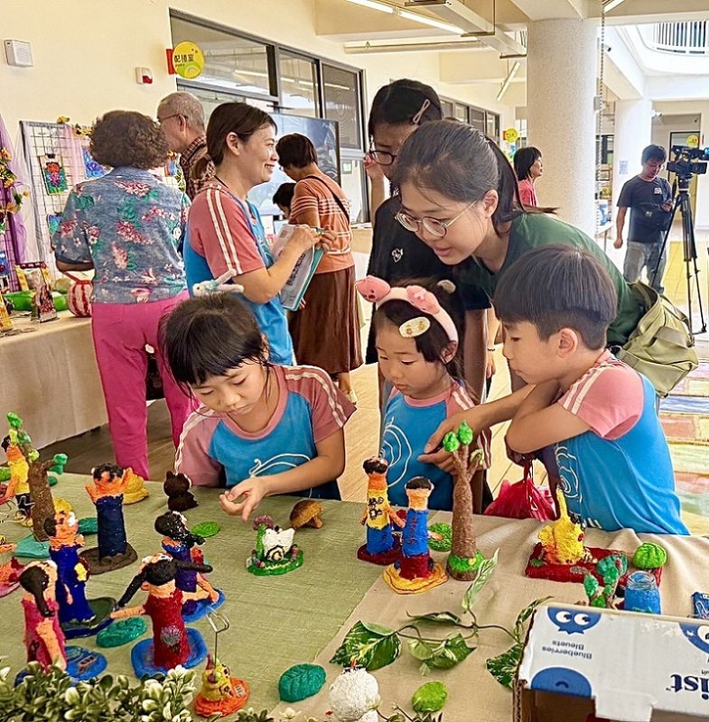 2026/07/21仁武附幼老幼攜手紙漿創作，揉出跨世代幸福！共築溫暖回憶