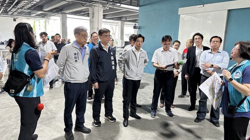 2026/09/24前鎮漁港相關問題已獲解決 運銷中心前兩年免費、外籍漁工住宿免付費